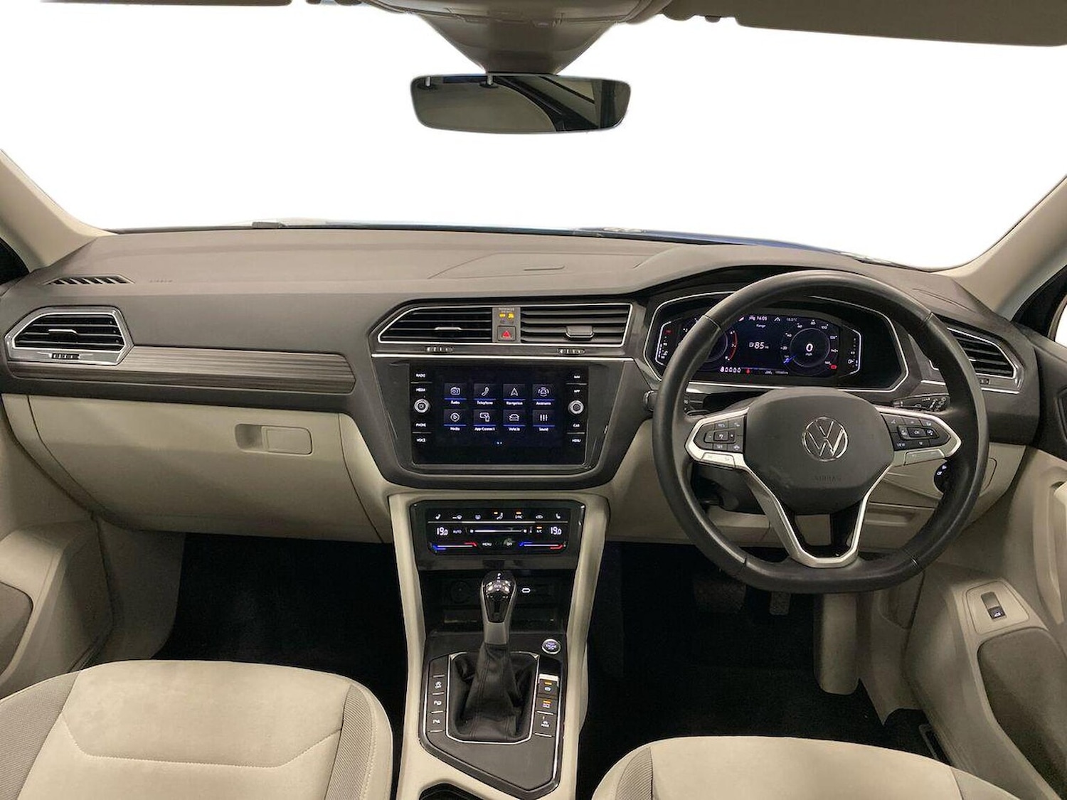 Used Volkswagen Tiguan Allspace 2024 for sale - 76011082: Photo 8