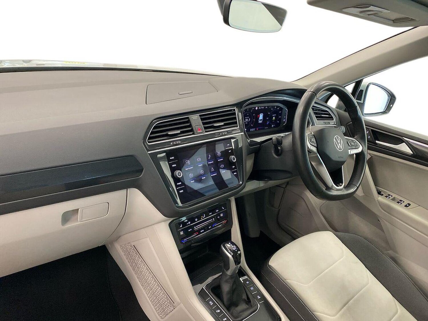 Used Volkswagen Tiguan 2022 for sale - 76040766: Photo 15