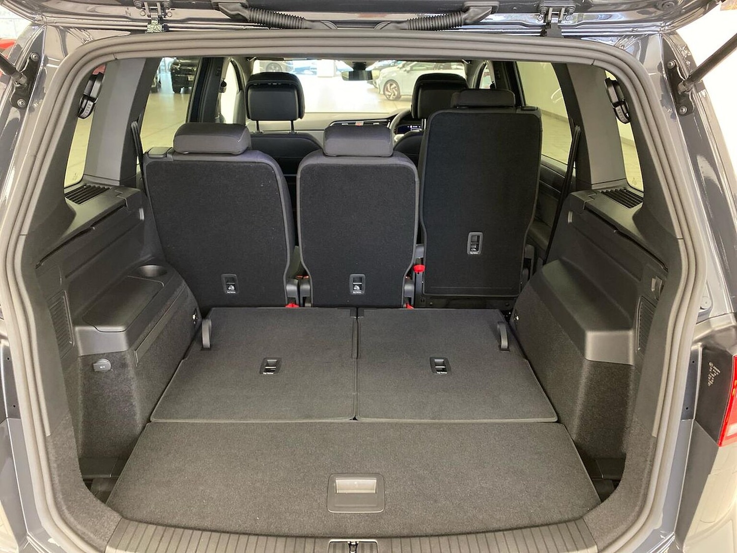 Used Volkswagen Touran 2025 for sale - 76164866: Photo 17