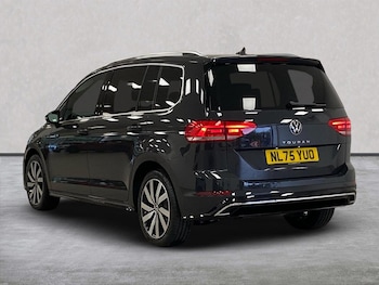 Used Volkswagen Touran 2025 for sale - 76164866: Photo 2