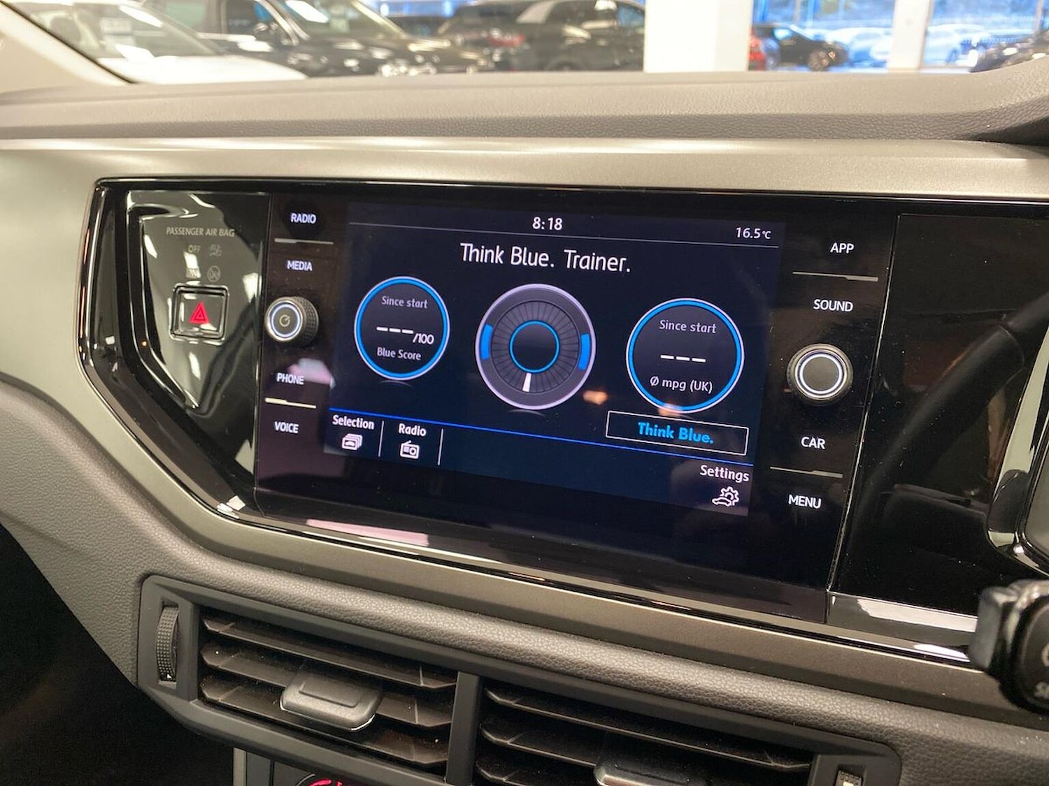 Used Volkswagen Polo 2019 for sale - 76637816: Photo 24