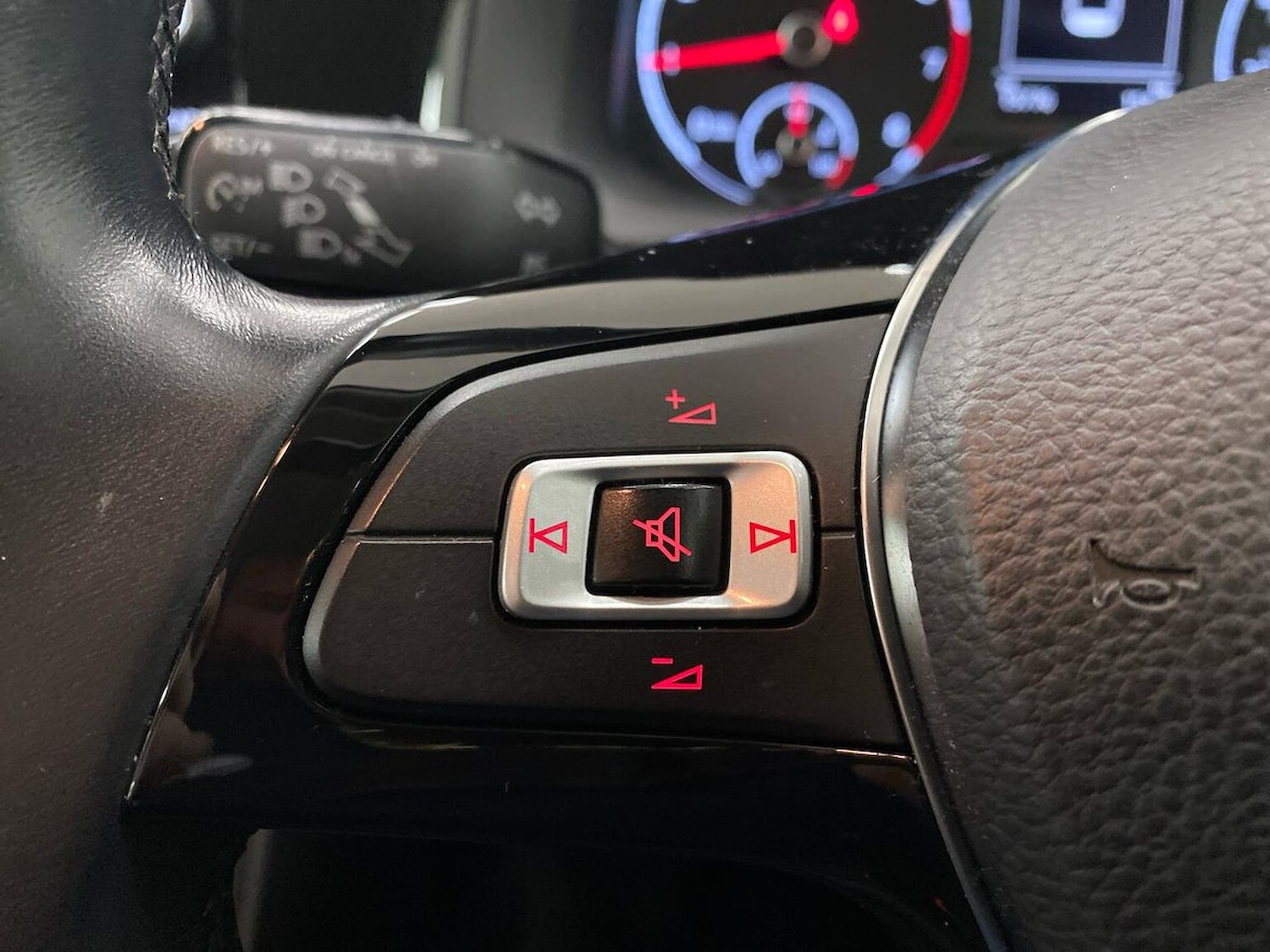 Used Volkswagen Polo 2019 for sale - 76637816: Photo 26