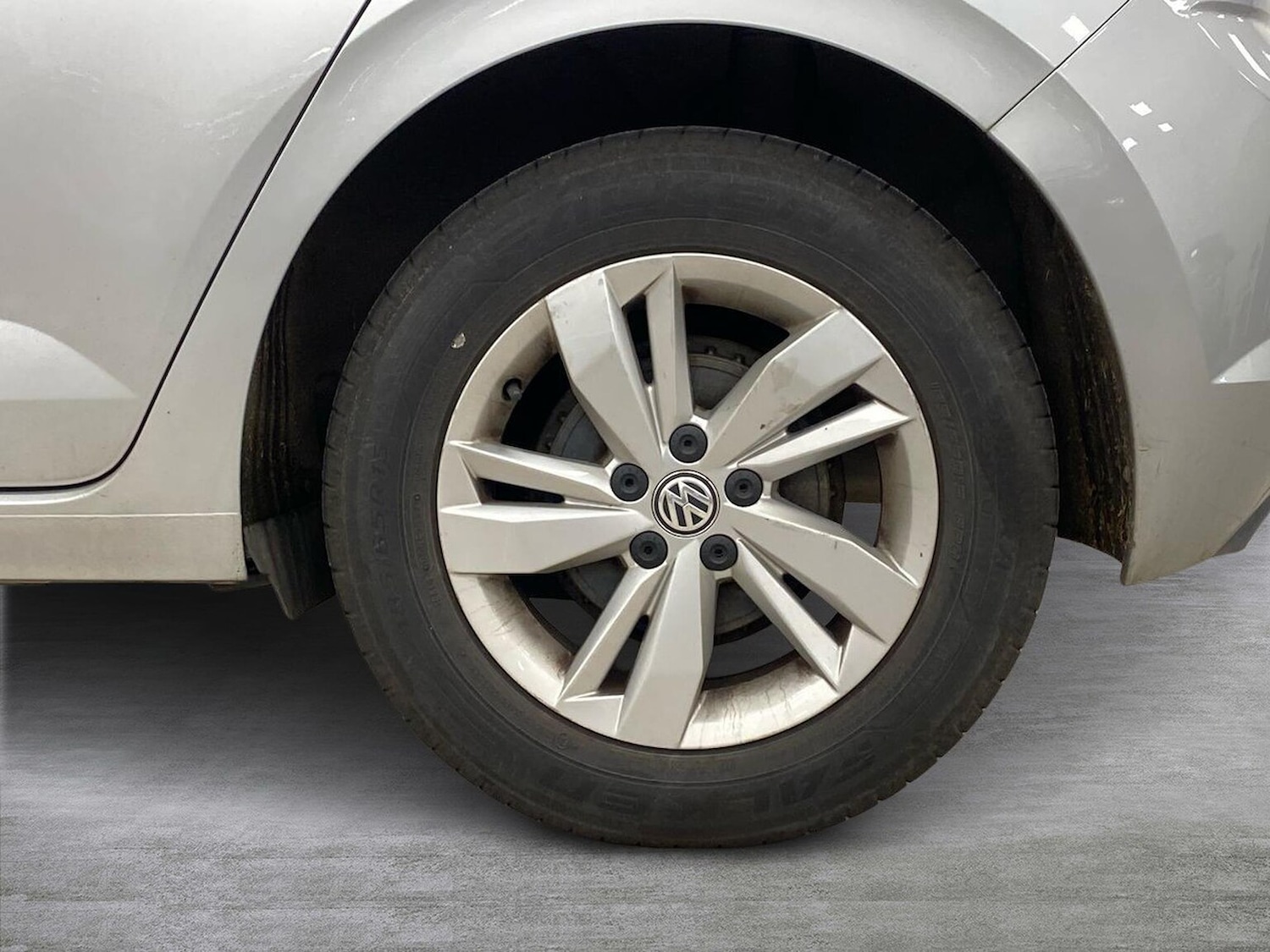 Used Volkswagen Polo 2019 for sale - 76637816: Photo 6