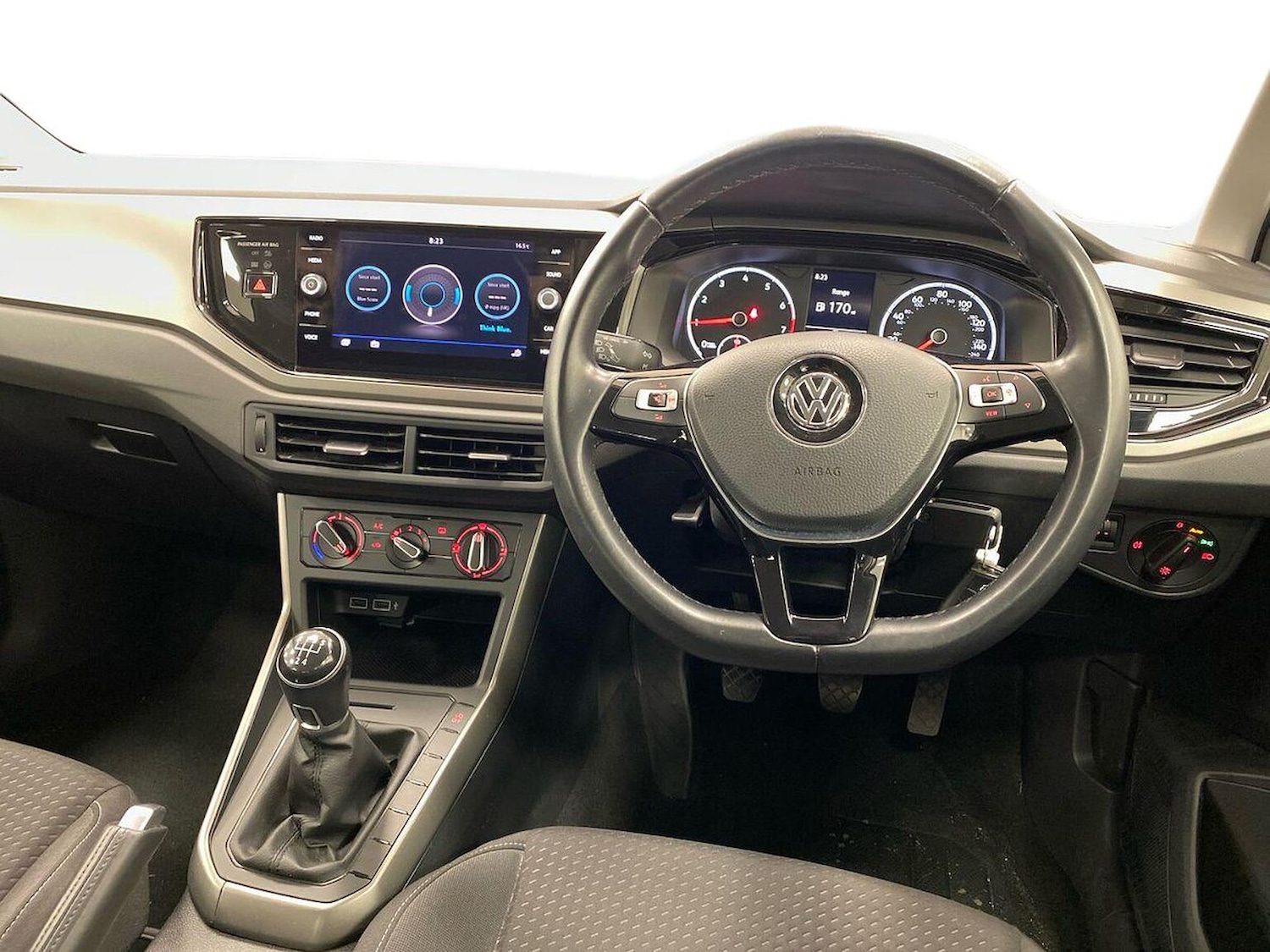 Used Volkswagen Polo 2019 for sale - 76637816: Photo 9