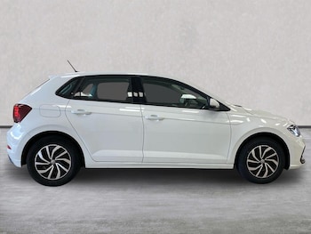 Used Volkswagen Polo 2022 for sale - 76187043: Photo 3
