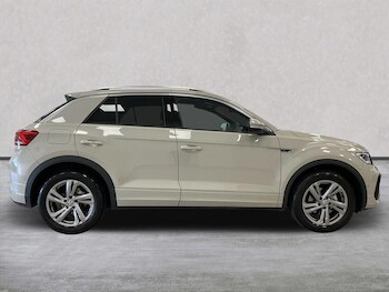 Used Volkswagen T-Roc 2025 for sale - 76070202: Photo 3