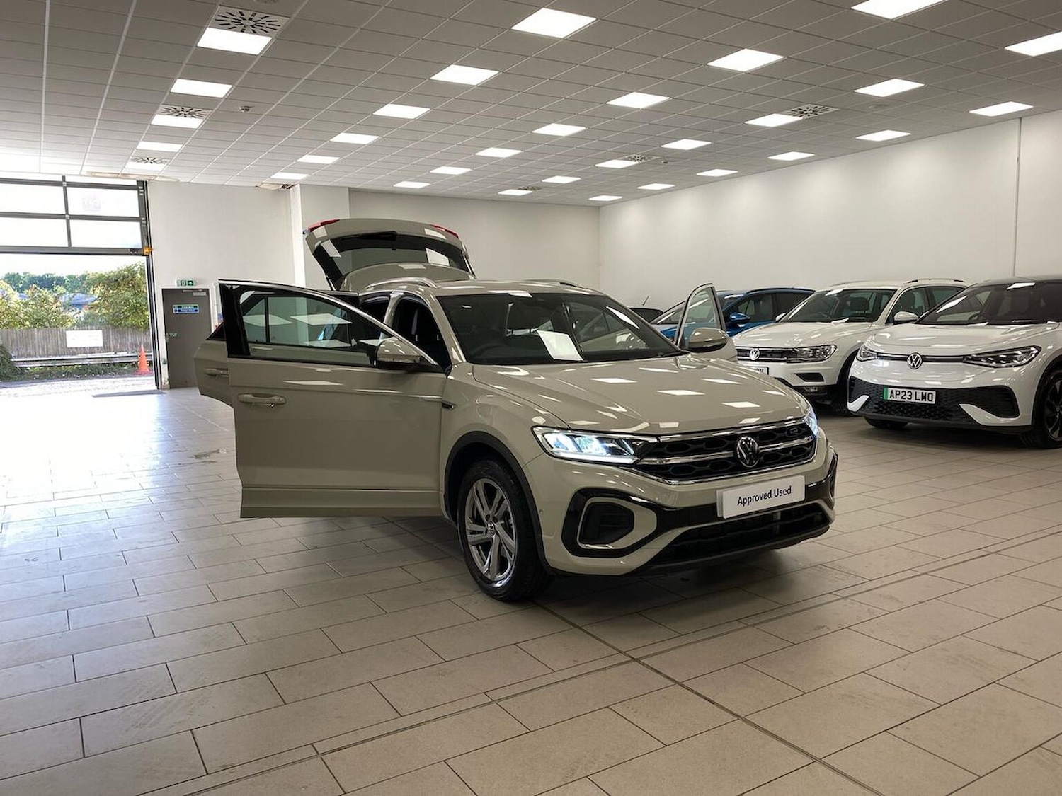 Used Volkswagen T-Roc 2025 for sale - 76070202: Photo 40