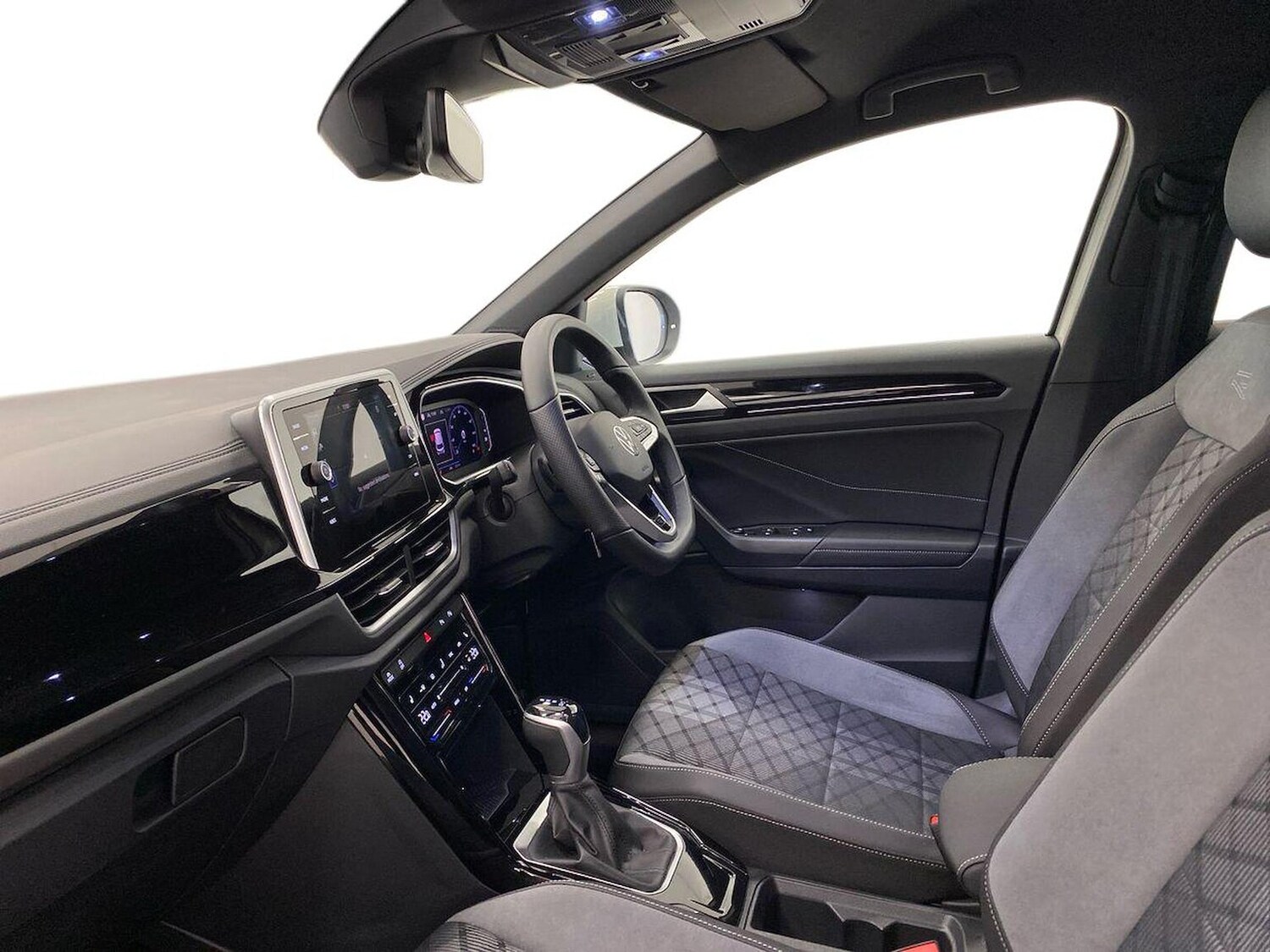 Used Volkswagen T-Roc 2025 for sale - 76070202: Photo 7