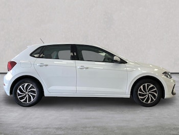 Used Volkswagen Polo 2021 for sale - 78698624: Photo