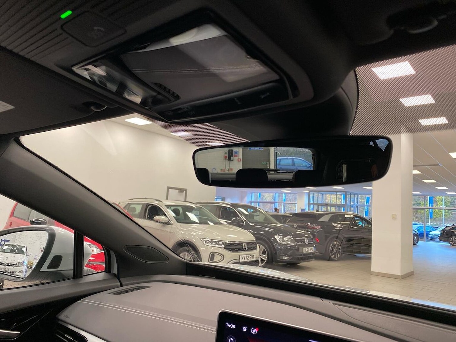 Used Volkswagen ID.4 2025 for sale - 76719412: Photo 14