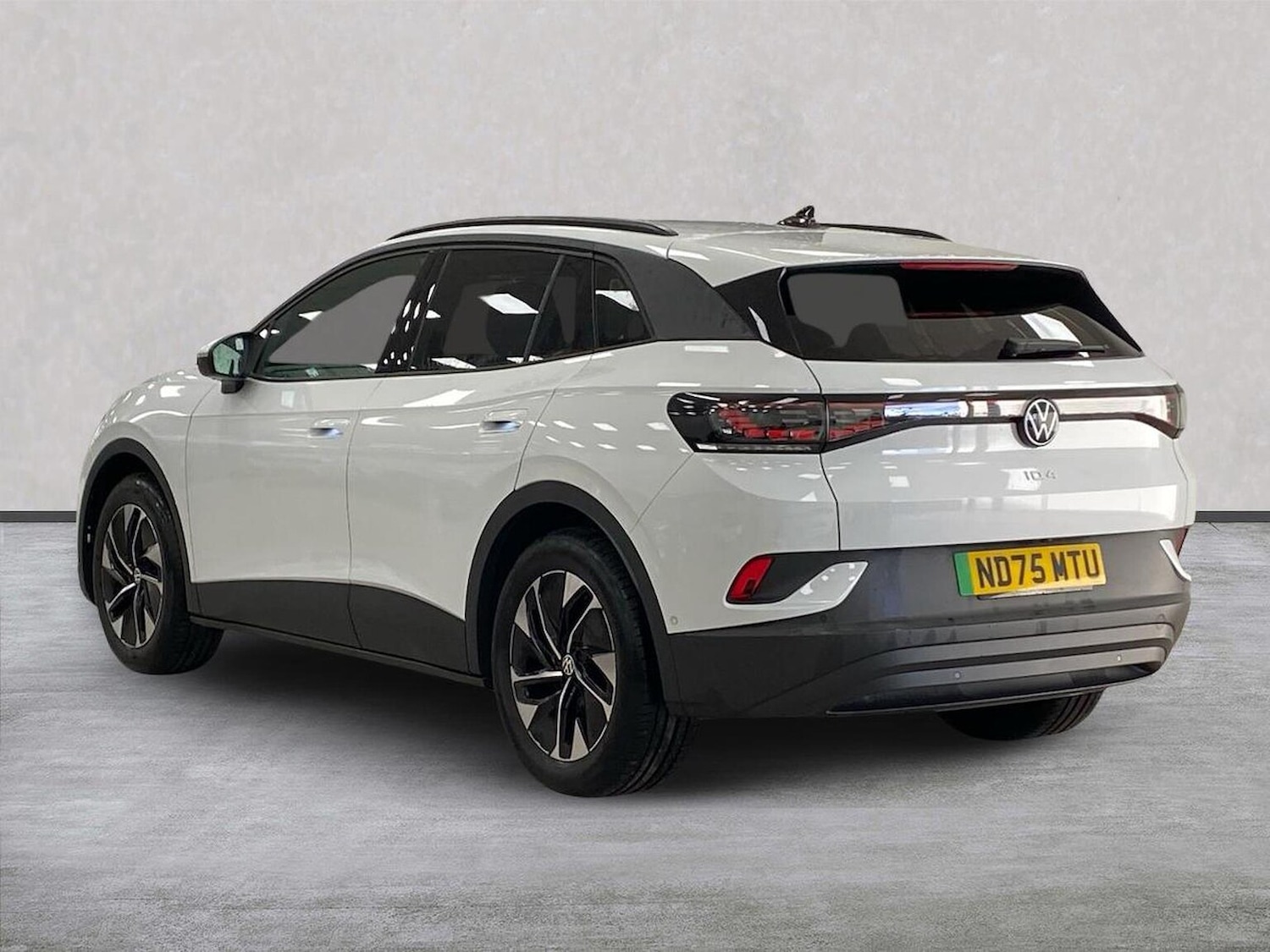 Used Volkswagen ID.4 2025 for sale - 76719412: Photo 2