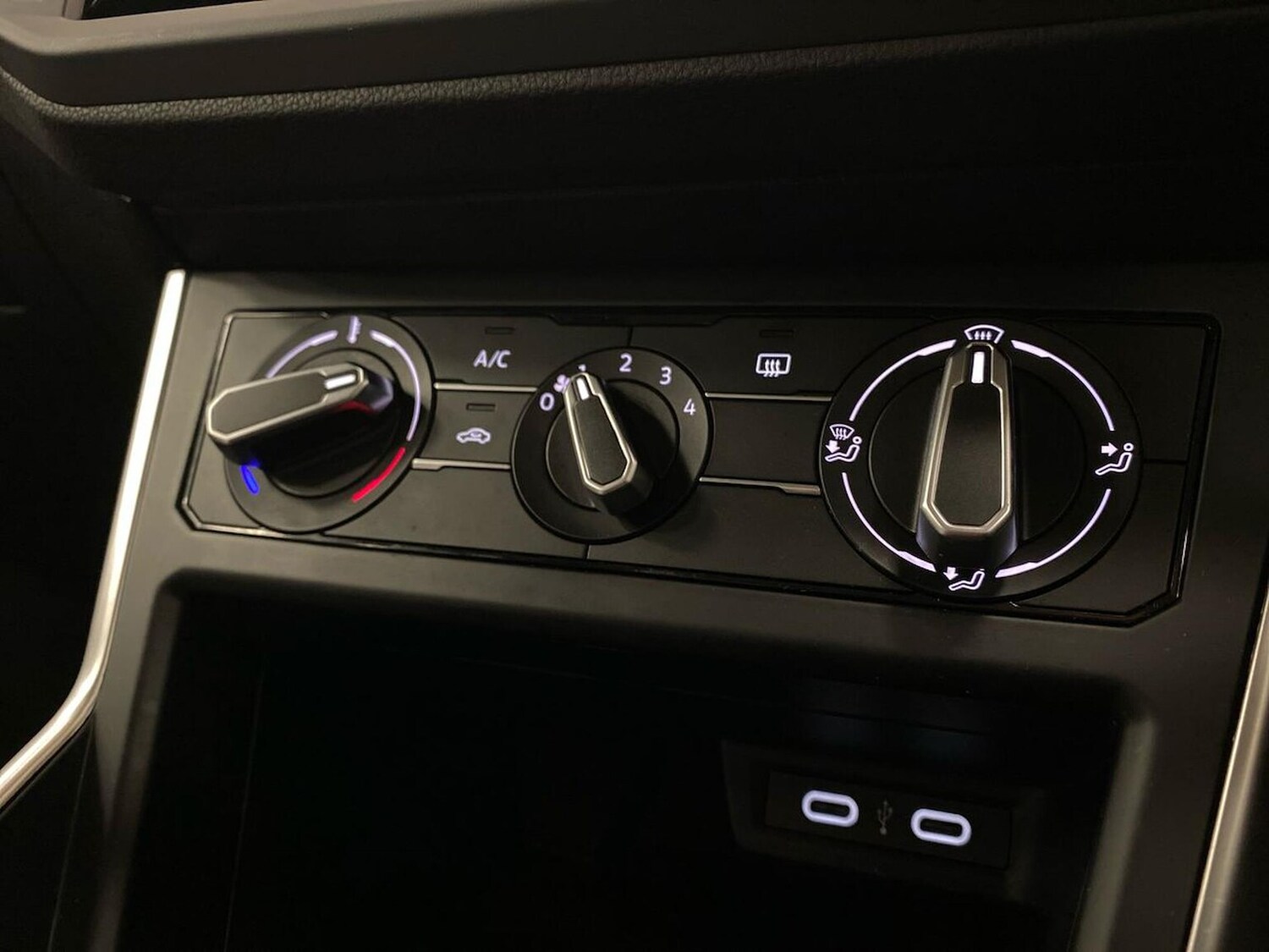 Used Volkswagen Polo 2023 for sale - 77916107: Photo 12