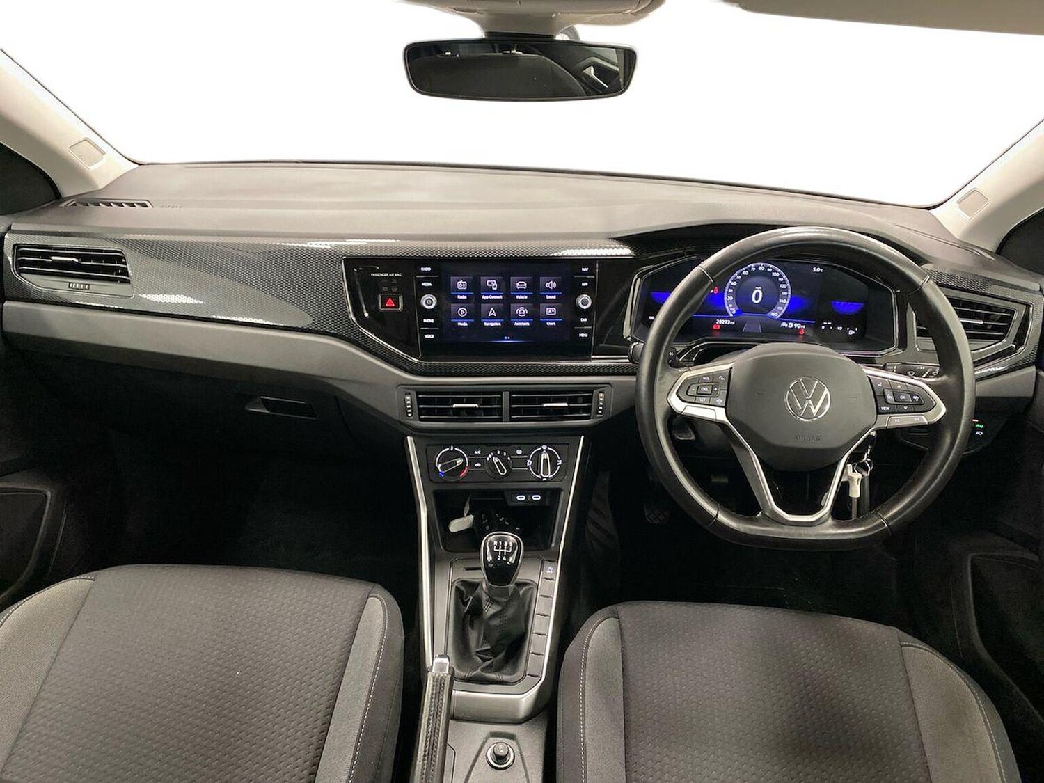 Used Volkswagen Polo 2023 for sale - 77916107: Photo 8