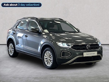 Used Volkswagen T-Roc 2023 for sale - 79371875: Photo
