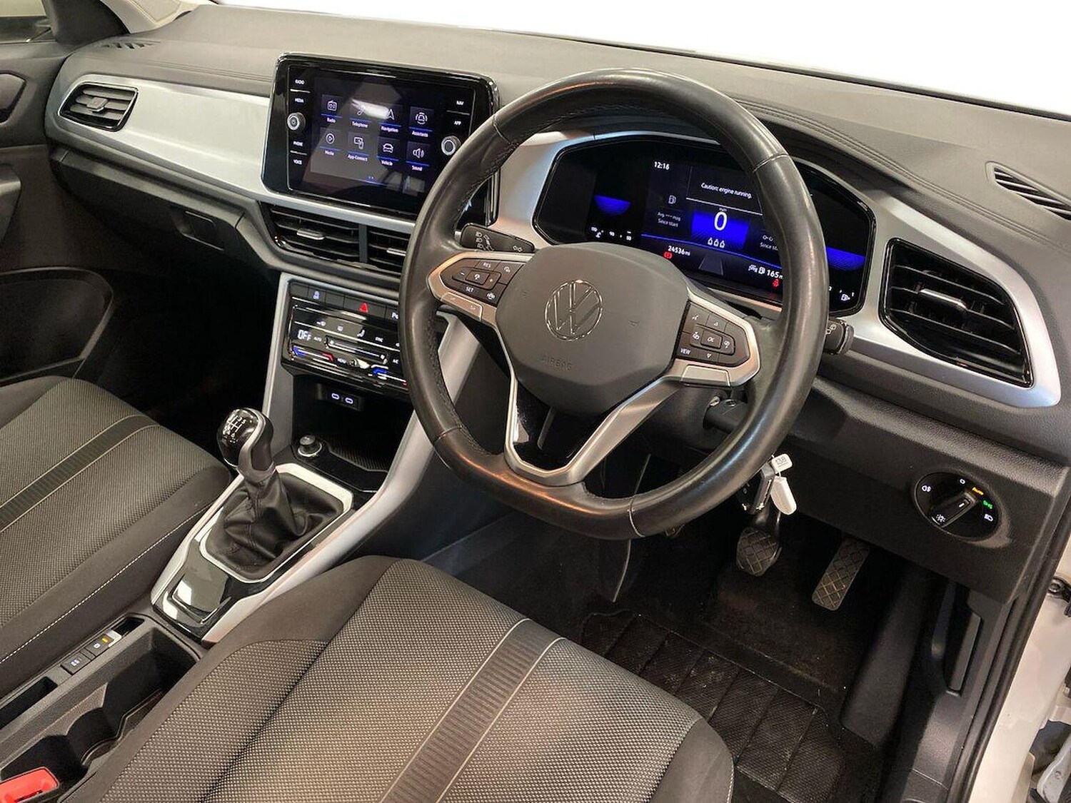 Used Volkswagen T-Roc 2023 for sale - 76682598: Photo 15