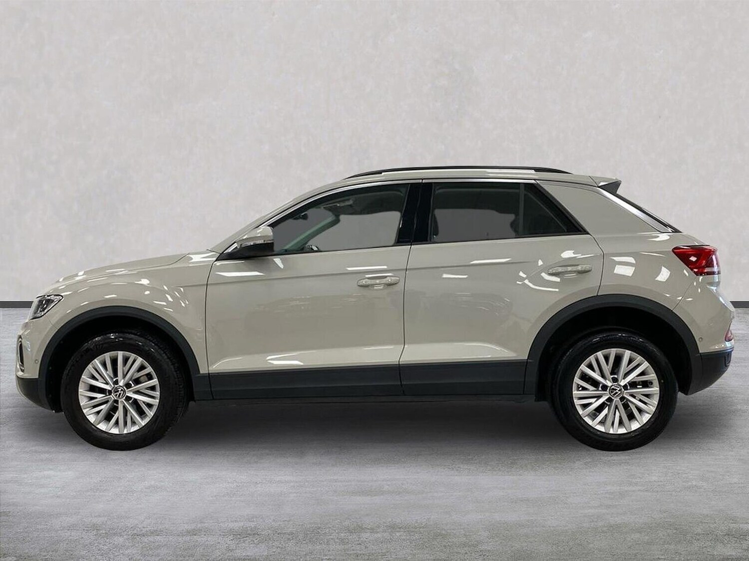 Used Volkswagen T-Roc 2023 for sale - 76682598: Photo 19