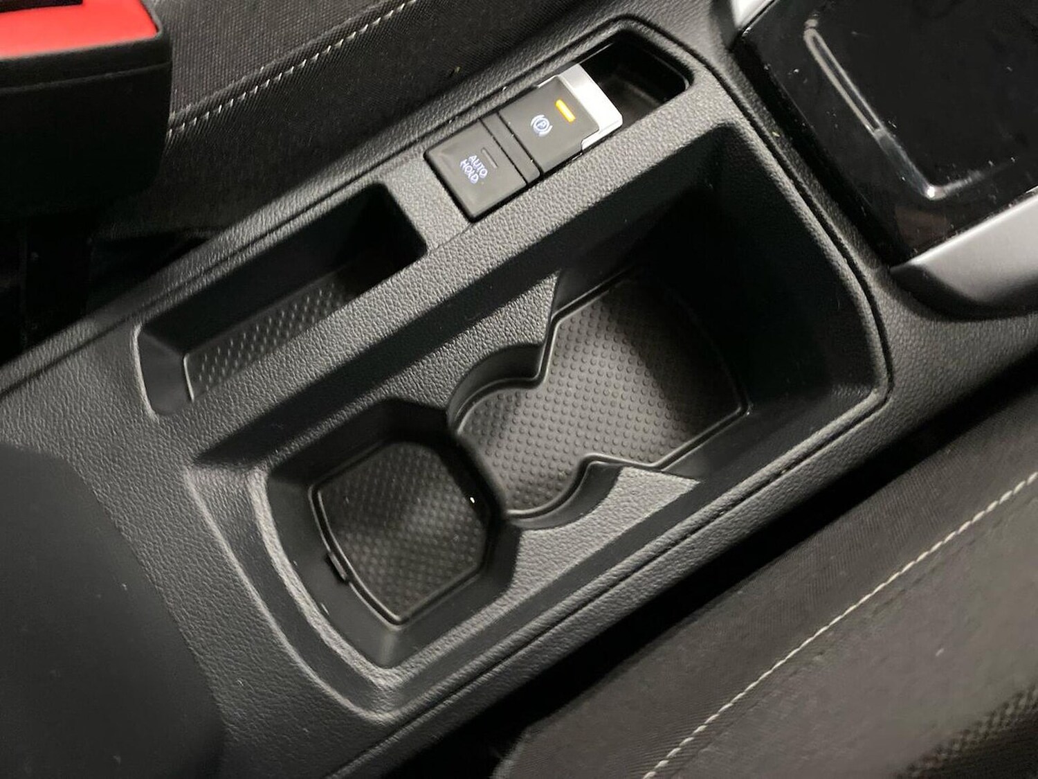 Used Volkswagen T-Roc 2023 for sale - 76682598: Photo 29