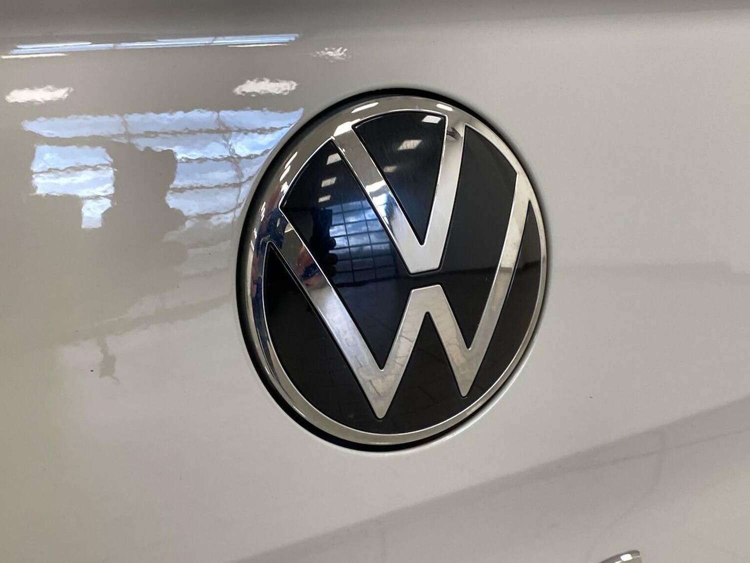 Used Volkswagen T-Roc 2023 for sale - 76682598: Photo 32