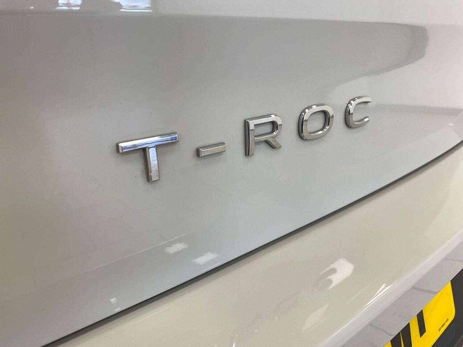 Used Volkswagen T-Roc 2023 for sale - 76682598: Photo 35