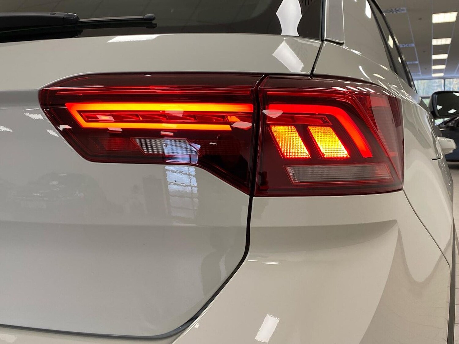 Used Volkswagen T-Roc 2023 for sale - 76682598: Photo 36