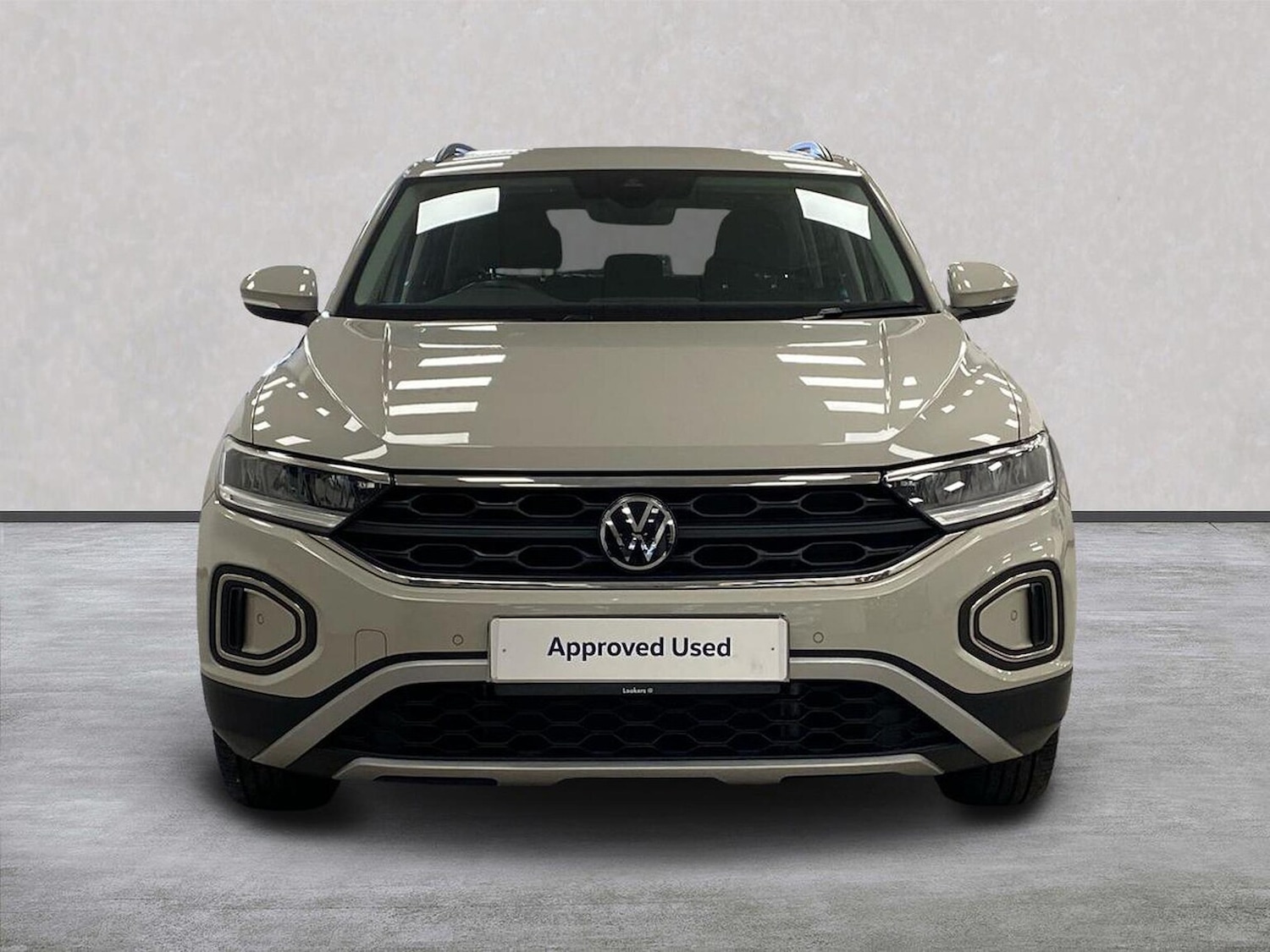 Used Volkswagen T-Roc 2023 for sale - 76682598: Photo 5