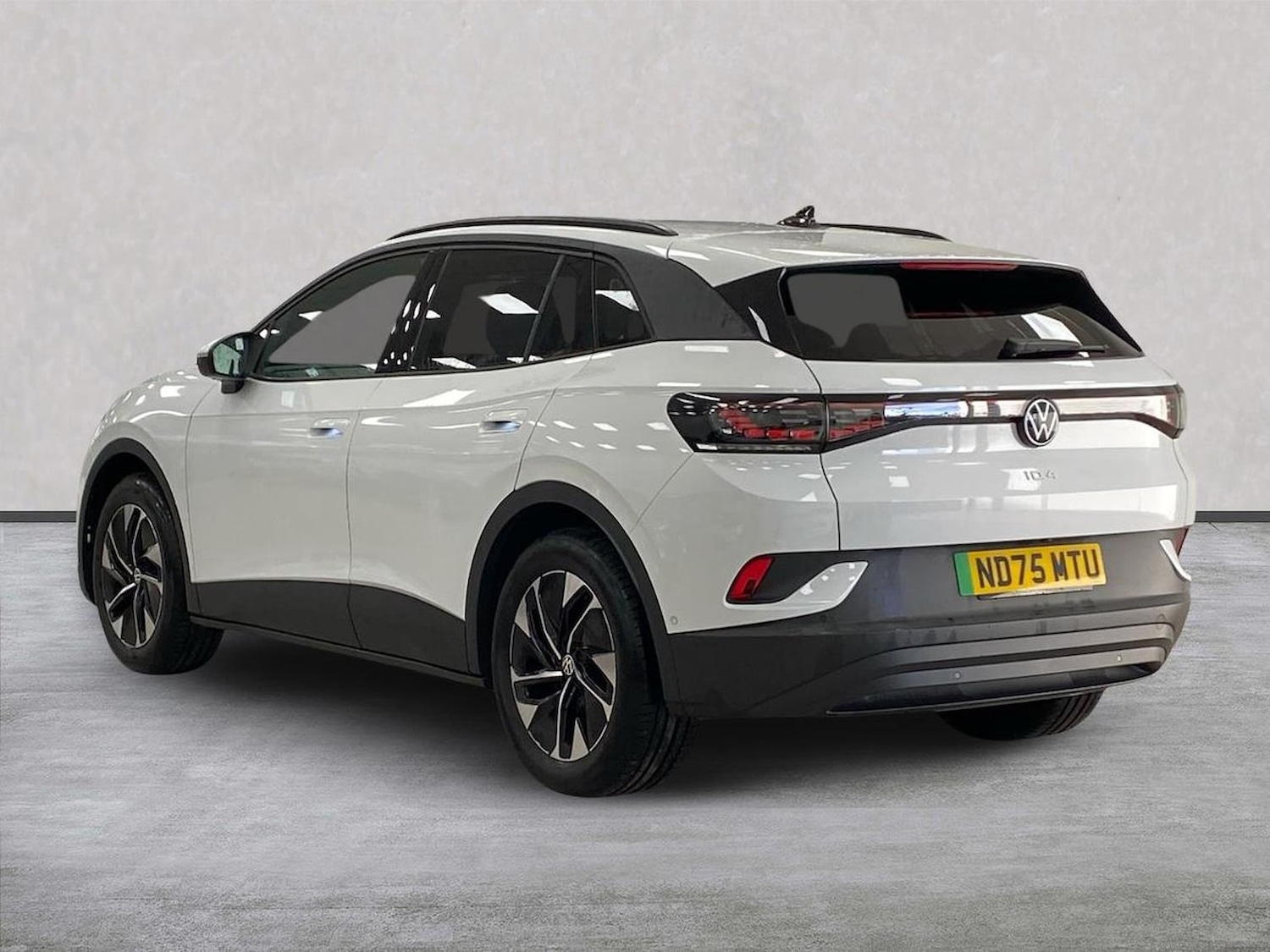 Used Volkswagen ID.4 2025 for sale - 77487530: Photo 2