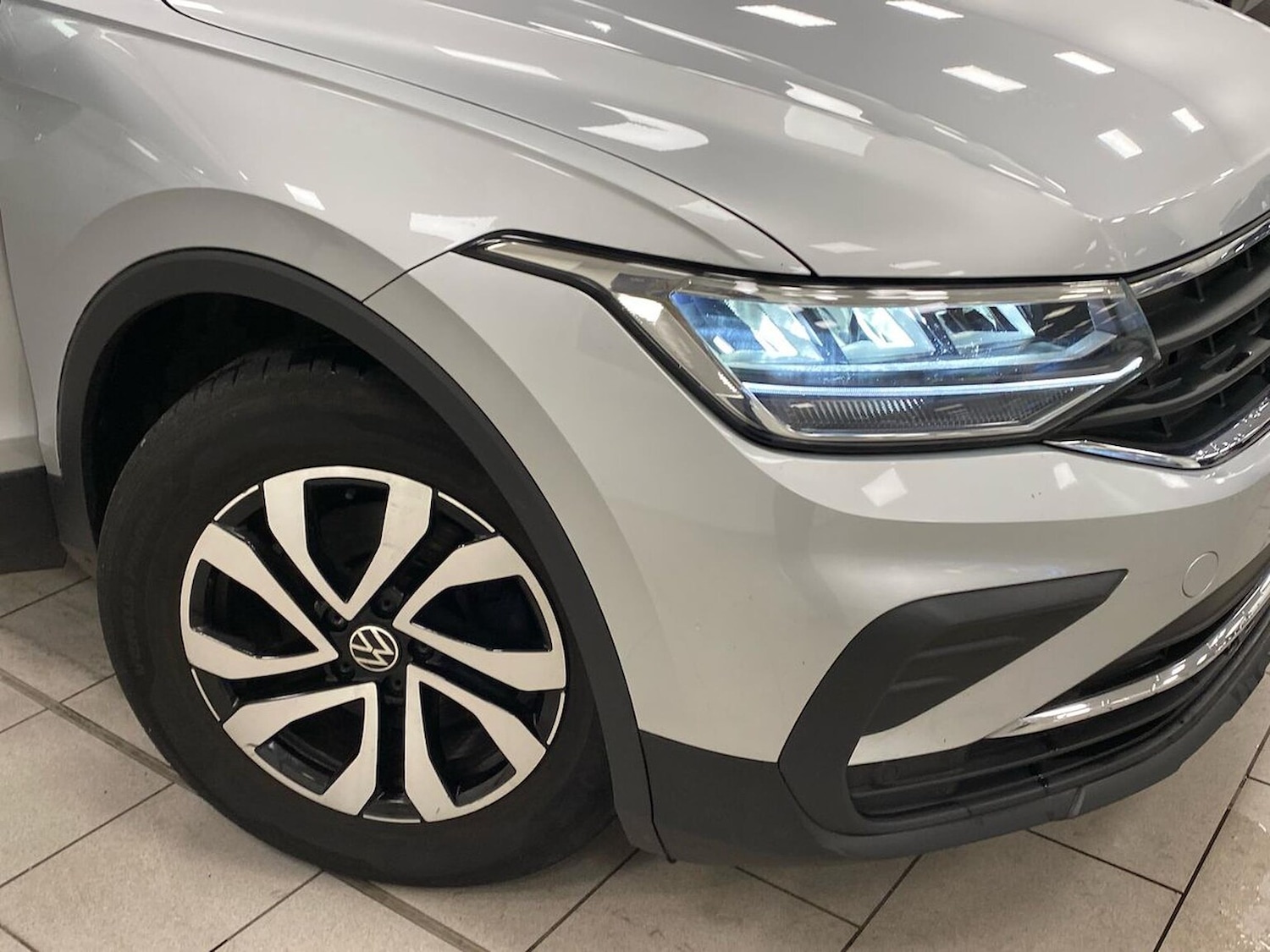 Used Volkswagen Tiguan 2022 for sale - 77888638: Photo 30