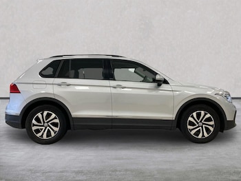 Used Volkswagen Tiguan 2022 for sale - 77888638: Photo
