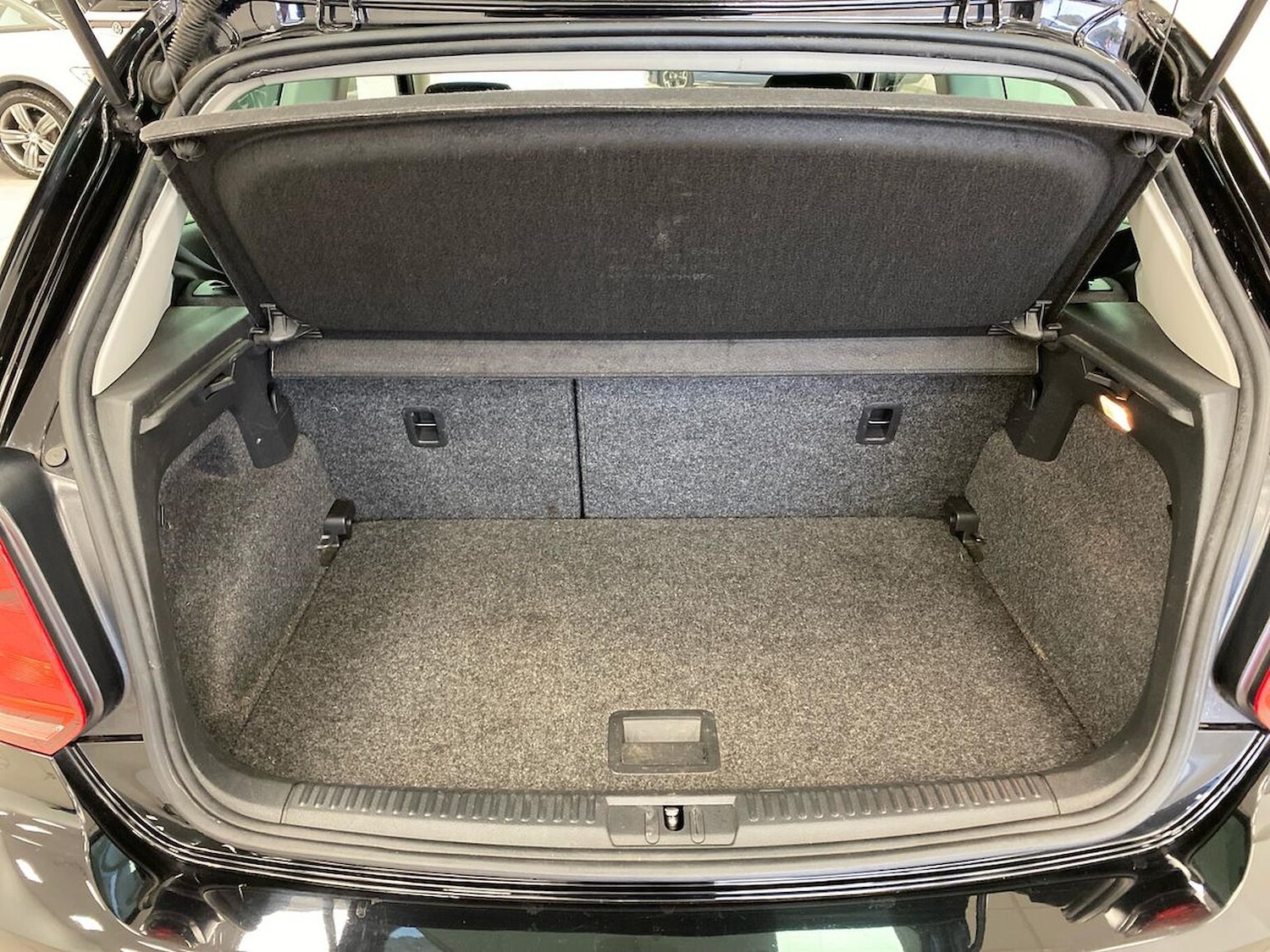 Used Volkswagen Polo 2016 for sale - 76455324: Photo 17