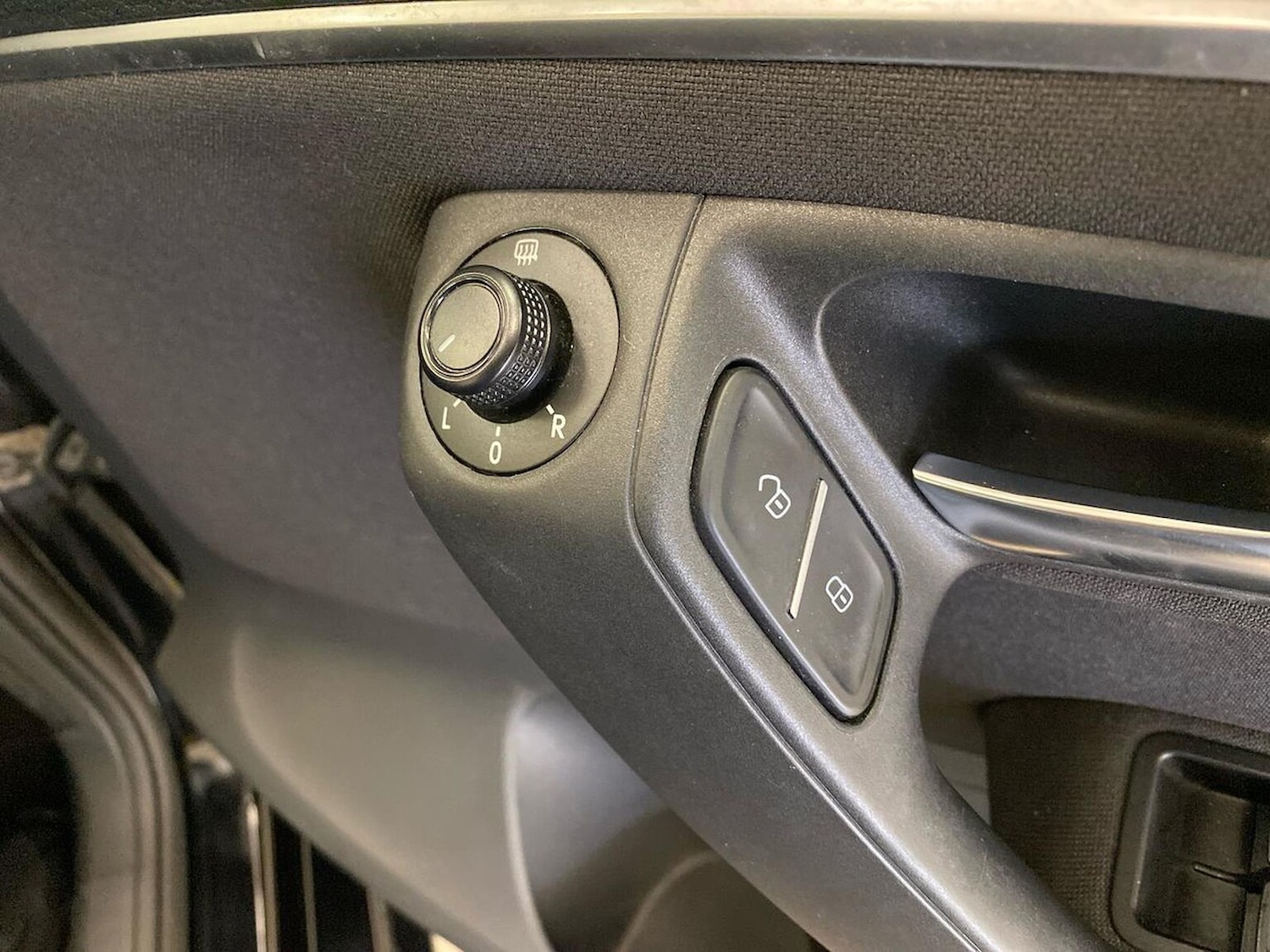 Used Volkswagen Polo 2016 for sale - 76455324: Photo 28