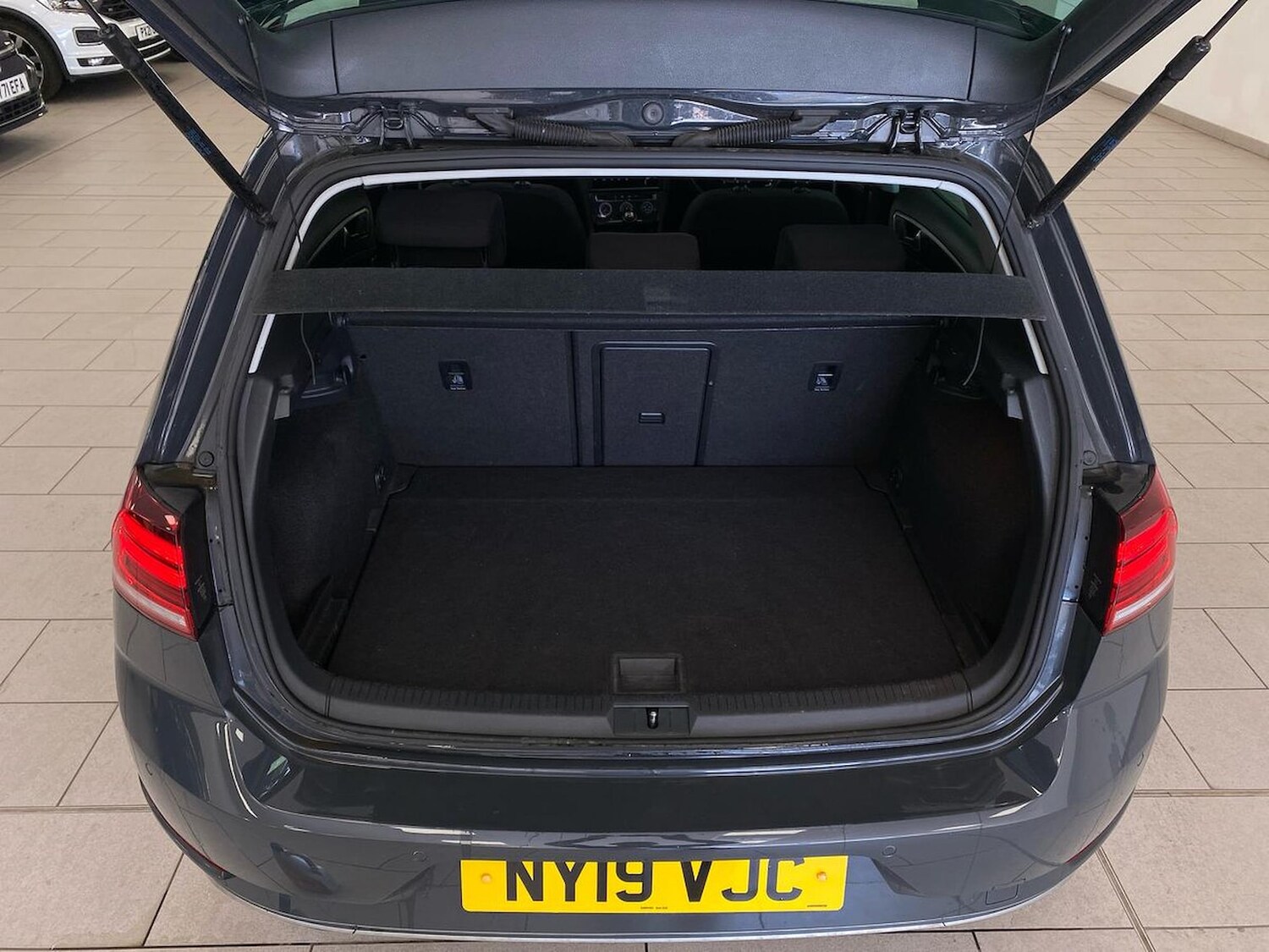 Used Volkswagen Golf 2019 for sale - 78194503: Photo 17