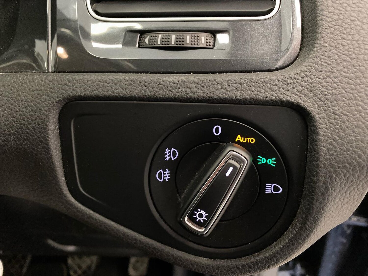 Used Volkswagen Golf 2019 for sale - 78194503: Photo 22