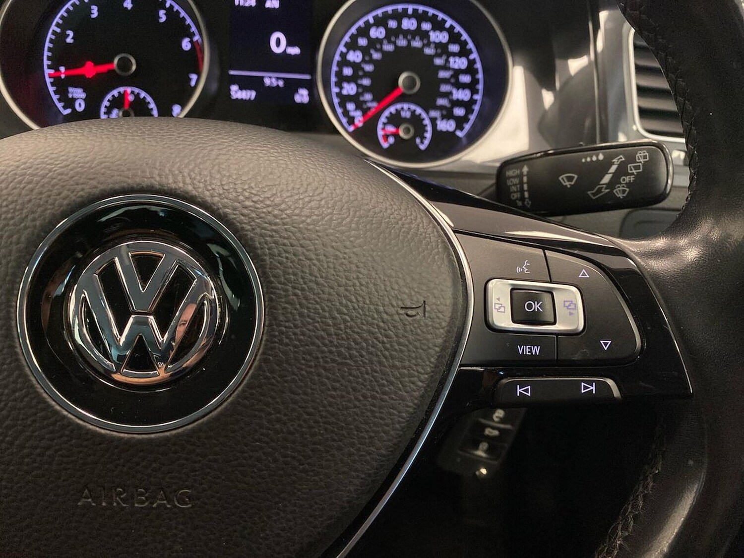 Used Volkswagen Golf 2019 for sale - 78194503: Photo 26