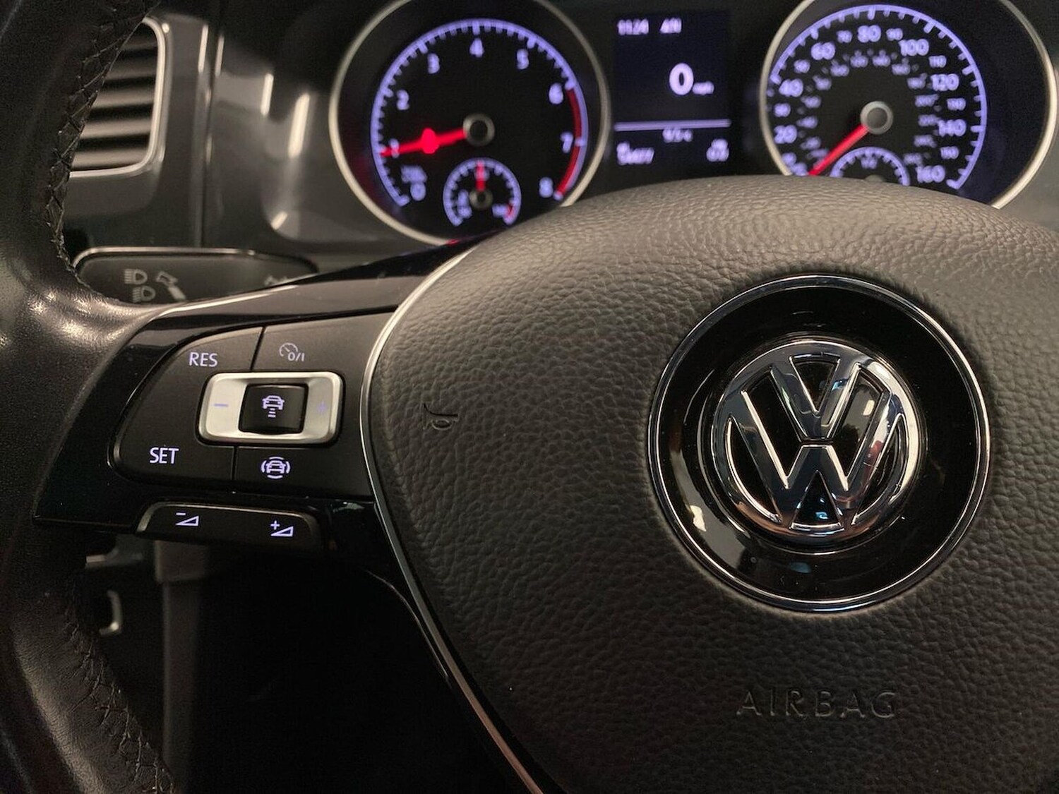 Used Volkswagen Golf 2019 for sale - 78194503: Photo 27