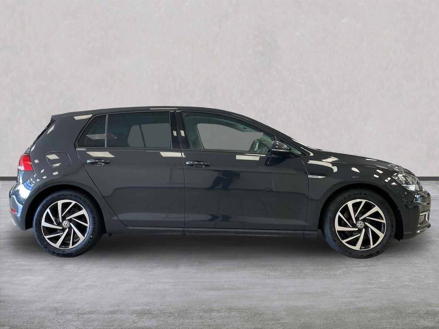 Used Volkswagen Golf 2019 for sale - 78194503: Photo 3