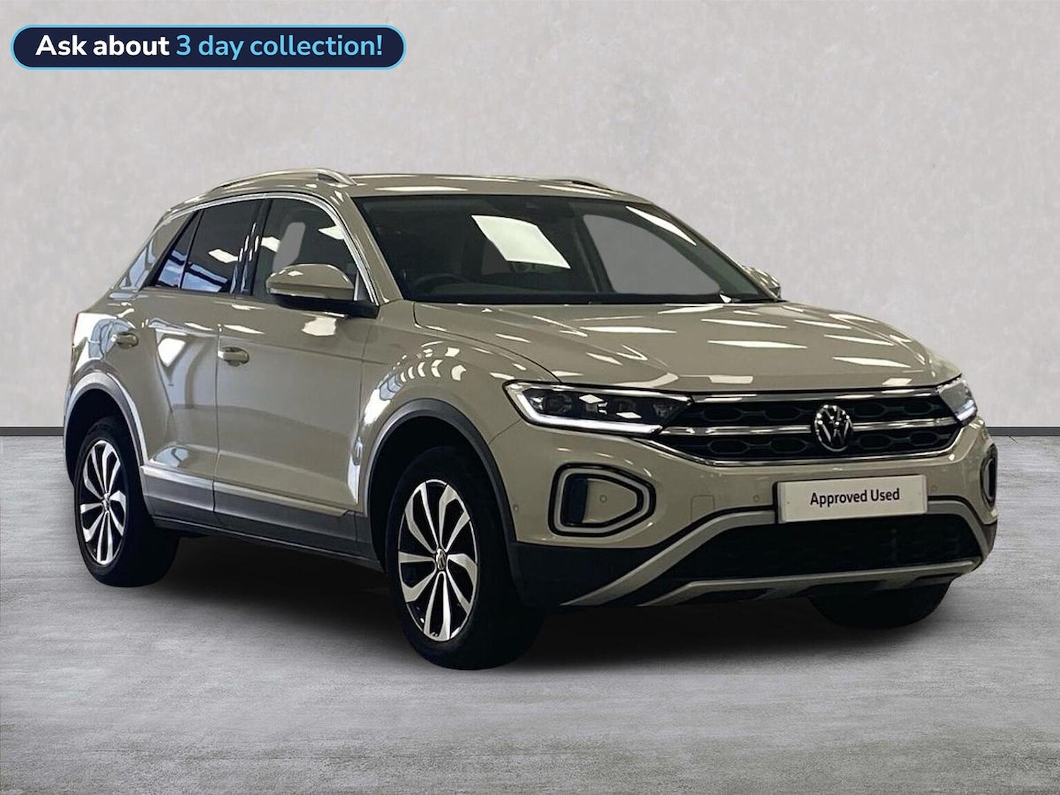 Used Volkswagen T-Roc 2023 for sale - 76837160: Photo 1