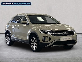 Used Volkswagen T-Roc 2023 for sale - 76837160: Photo
