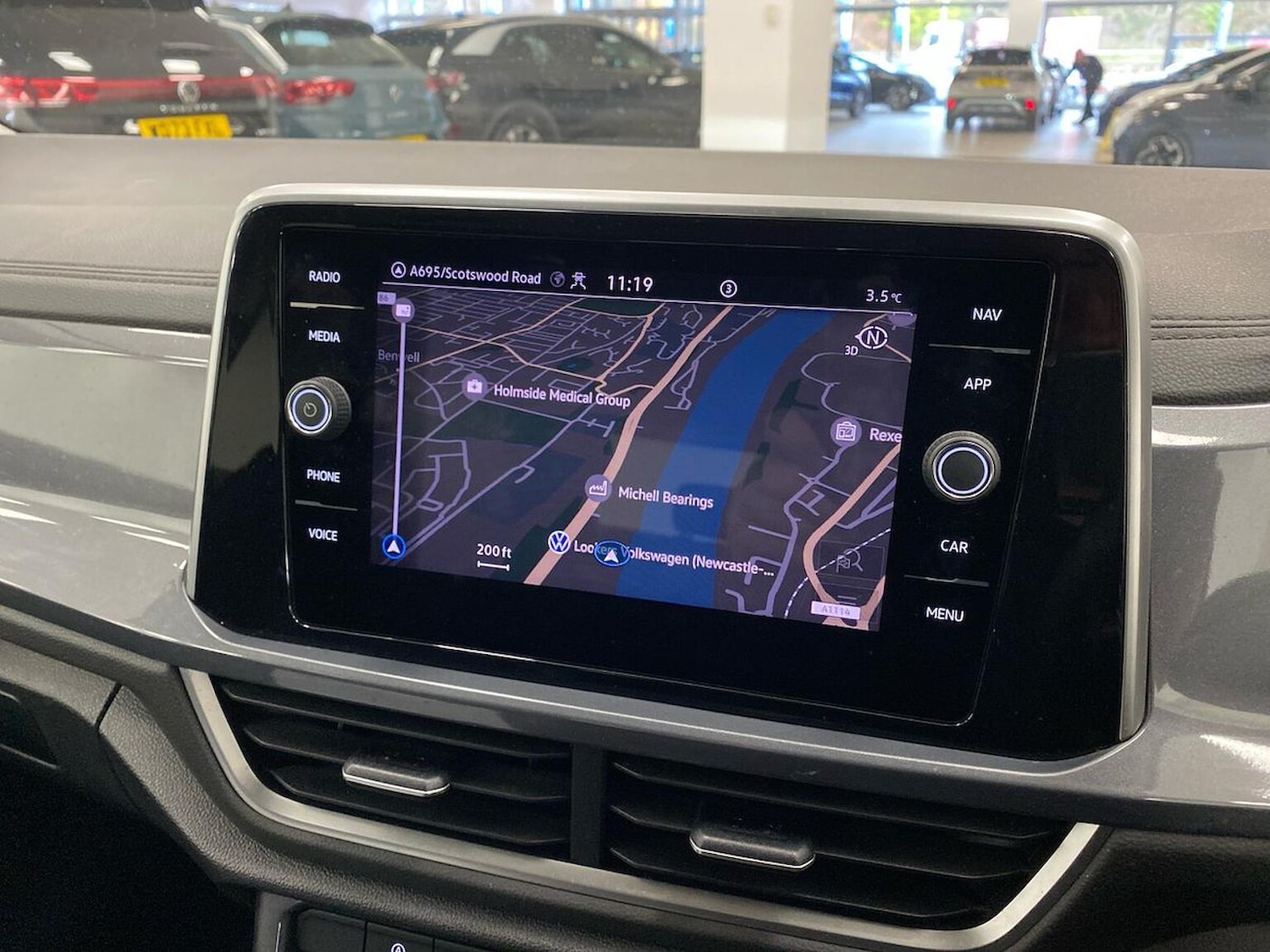 Used Volkswagen T-Roc 2023 for sale - 76837160: Photo 24