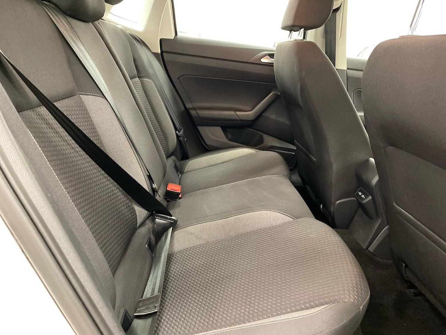 Used Volkswagen Polo 2022 for sale - 76541783: Photo 32