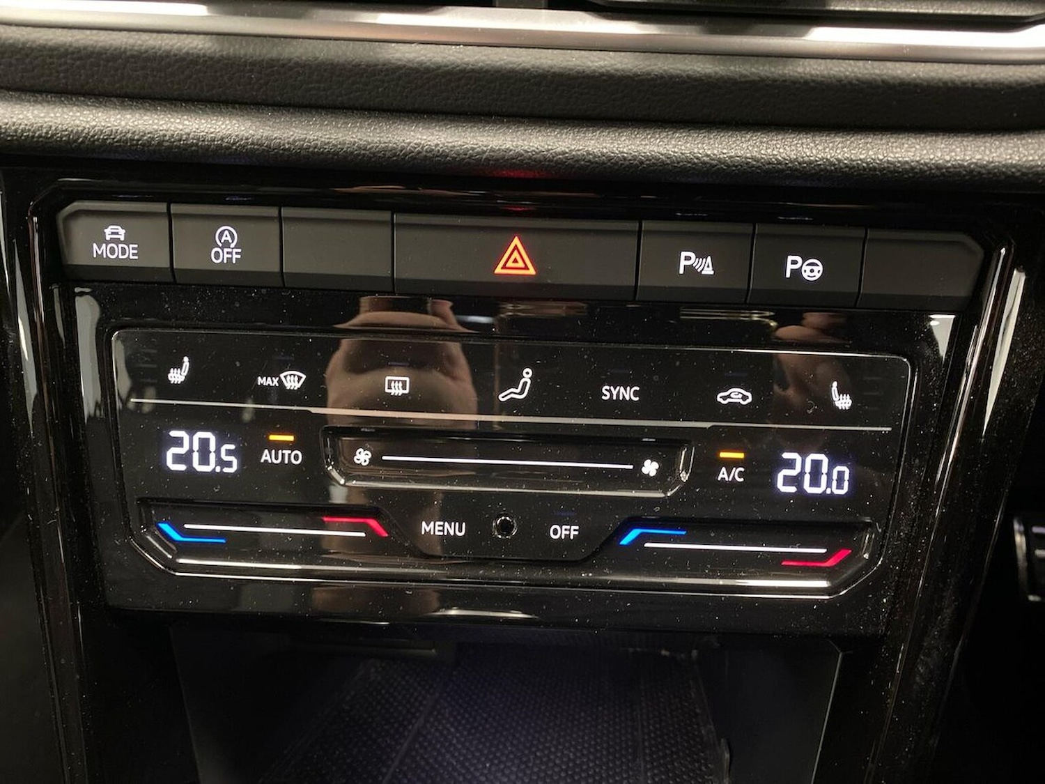 Used Volkswagen T-Roc 2022 for sale - 76144278: Photo 12