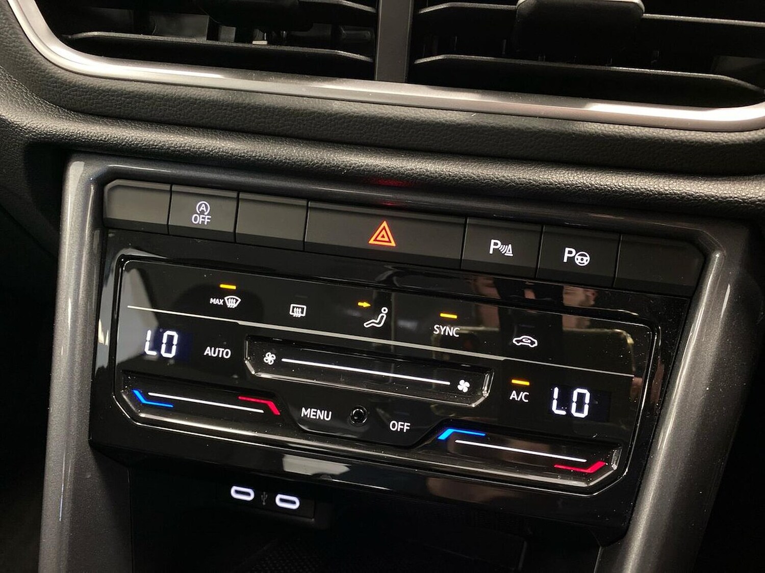 Used Volkswagen T-Roc 2024 for sale - 78194590: Photo 12