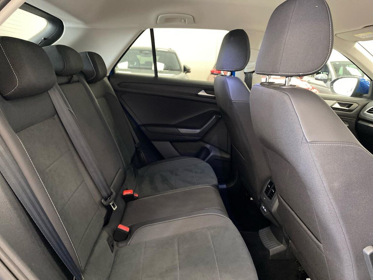 Used Volkswagen T-Roc 2024 for sale - 78194590: Photo 37