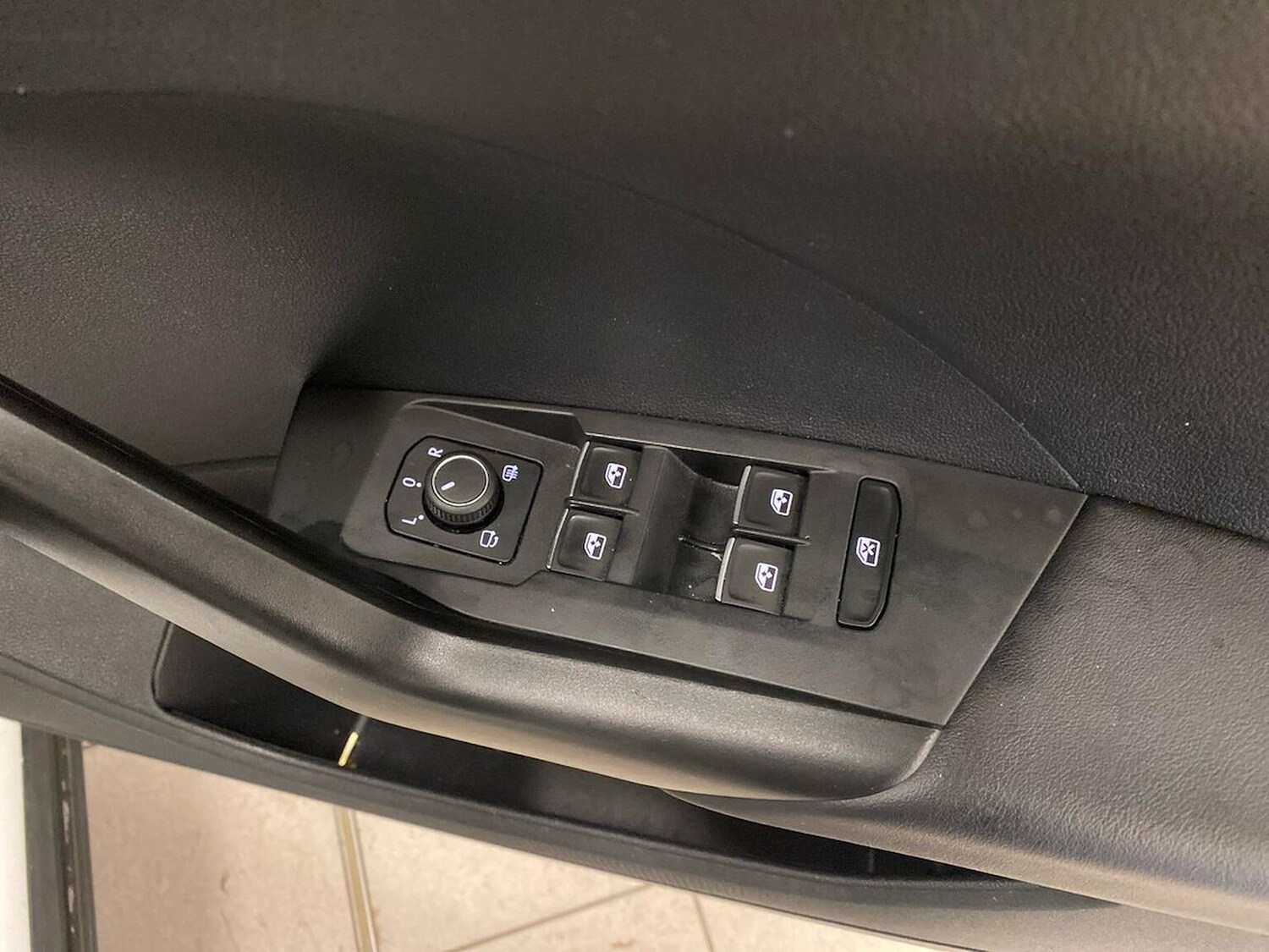 Used Volkswagen T-Cross 2022 for sale - 76588607: Photo 21