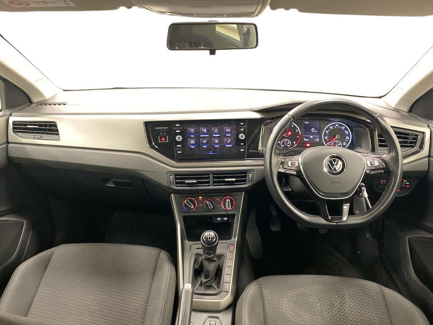 Used Volkswagen Polo 2021 for sale - 76577196: Photo 8