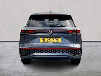 Used Volkswagen Touran 2025 for sale - 75490948: Photo