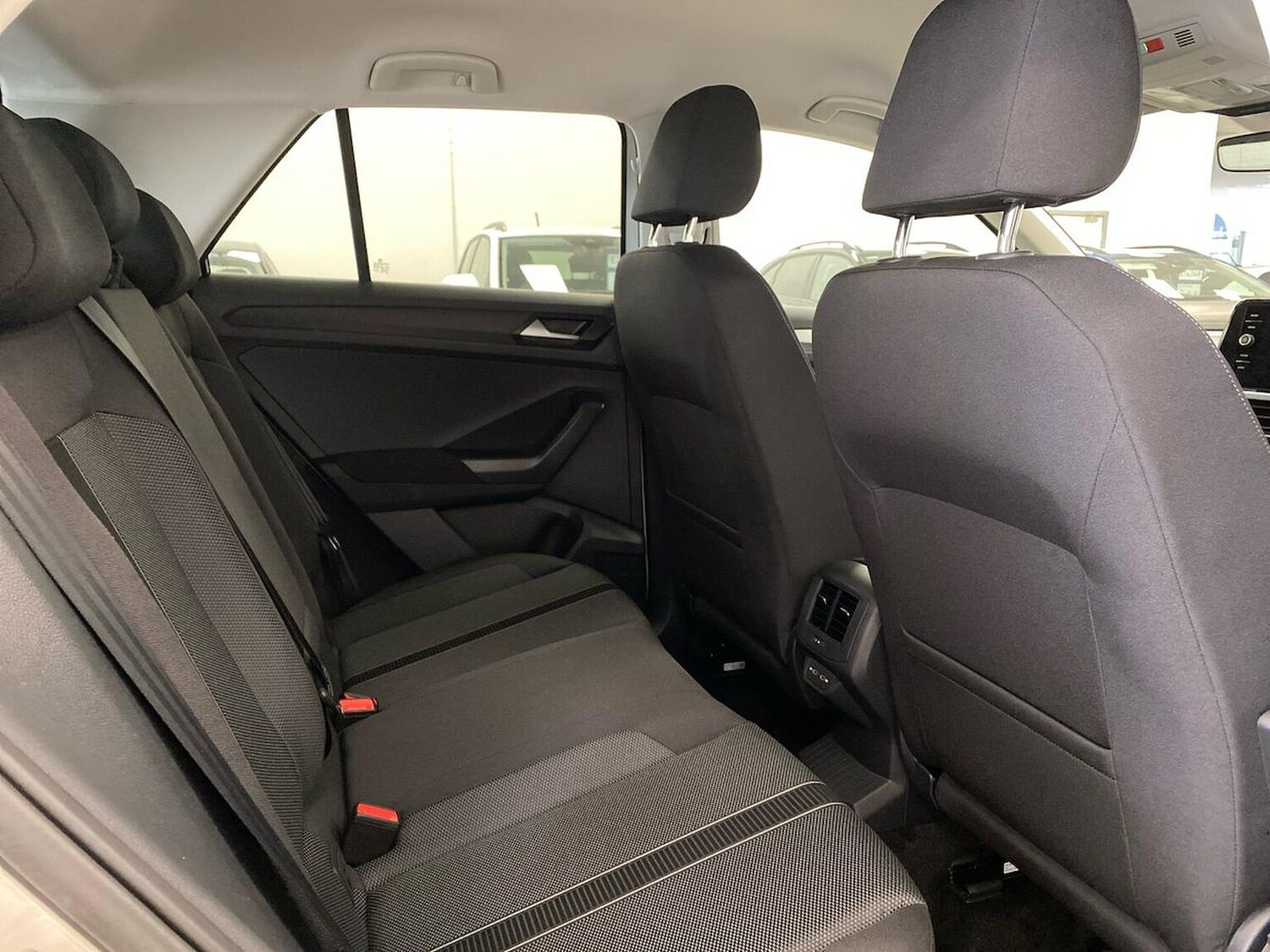 Used Volkswagen T-Roc 2026 for sale - 78194538: Photo 37