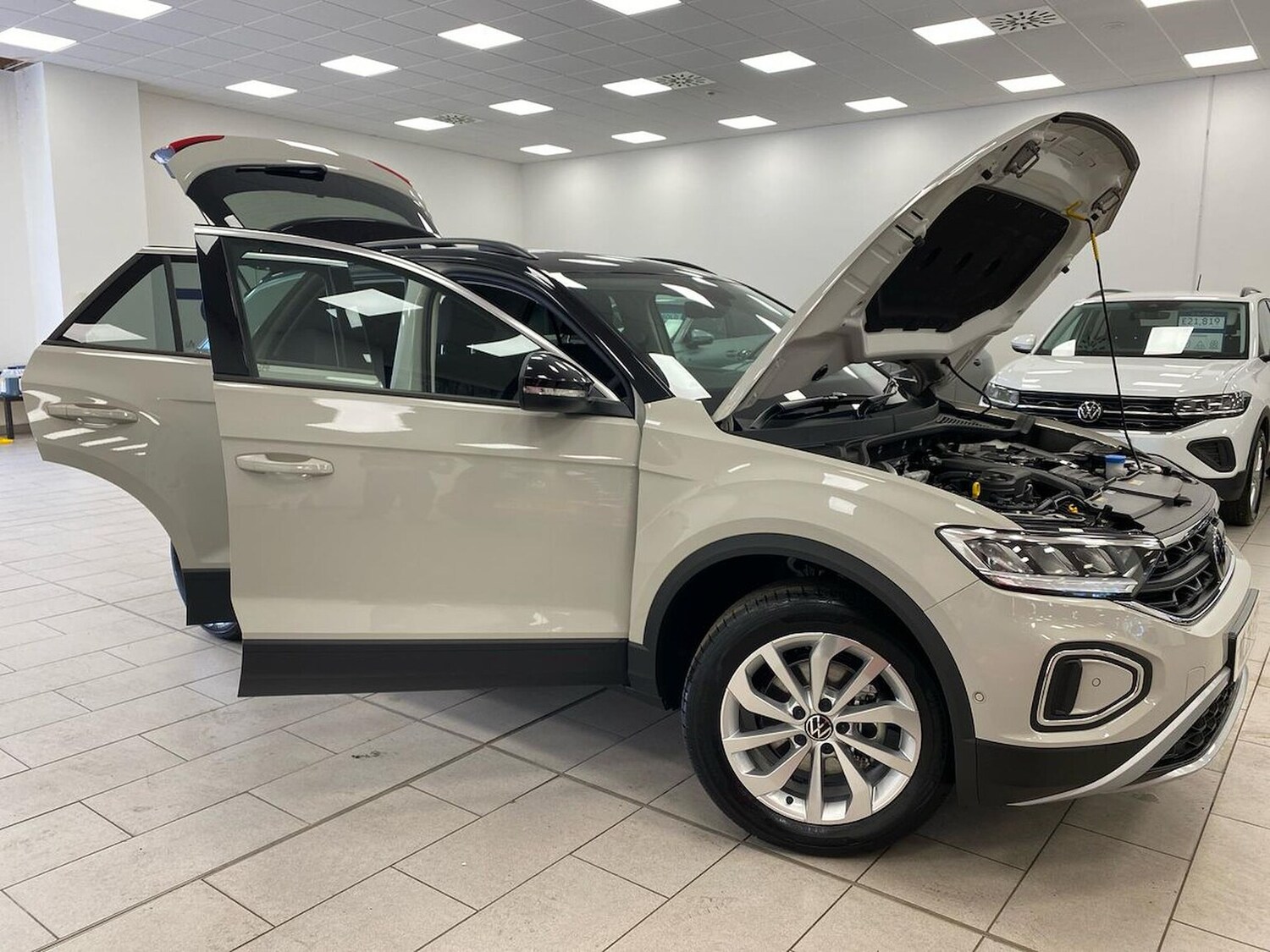 Used Volkswagen T-Roc 2026 for sale - 78194538: Photo 40