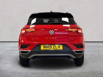 Used Volkswagen T-Roc 2019 for sale - 77487440: Photo