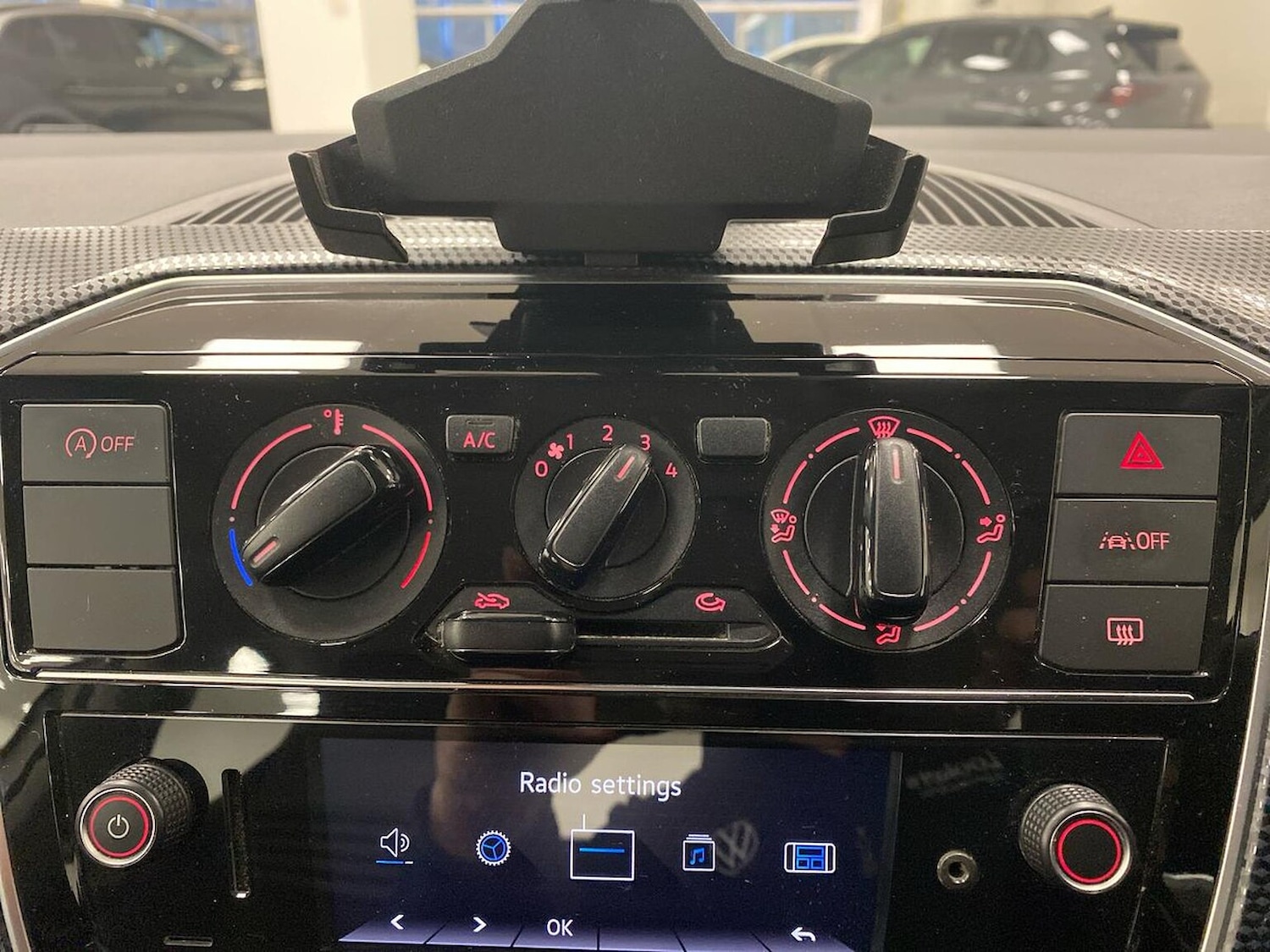 Used Volkswagen up! 2022 for sale - 76777337: Photo 12