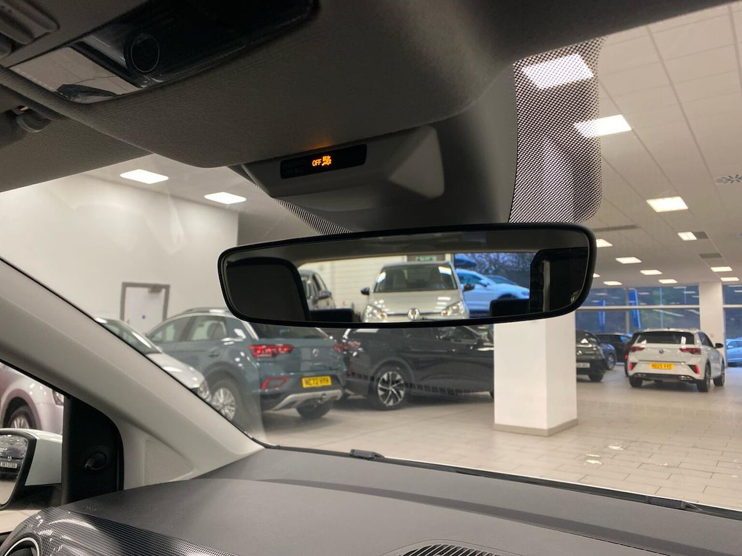 Used Volkswagen up! 2022 for sale - 76777337: Photo 14